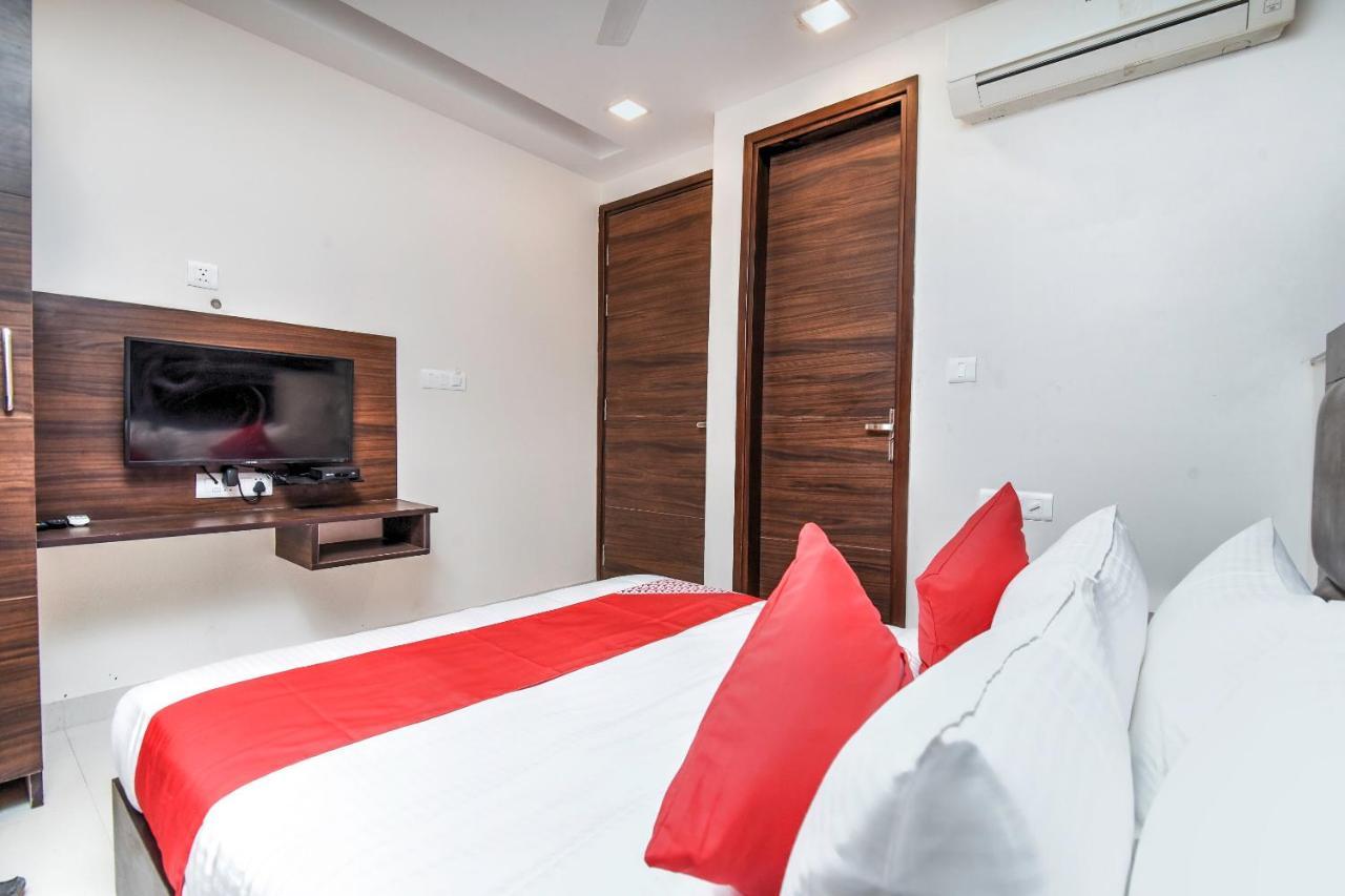 Oyo 77158 Hotel Swastik Palace Bhiwandi Esterno foto