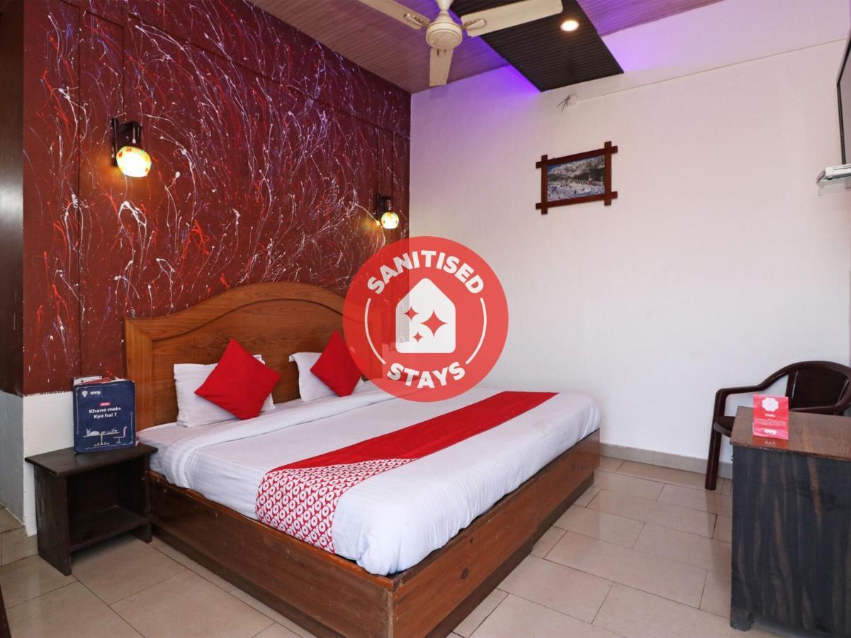 Oyo 77158 Hotel Swastik Palace Bhiwandi Esterno foto