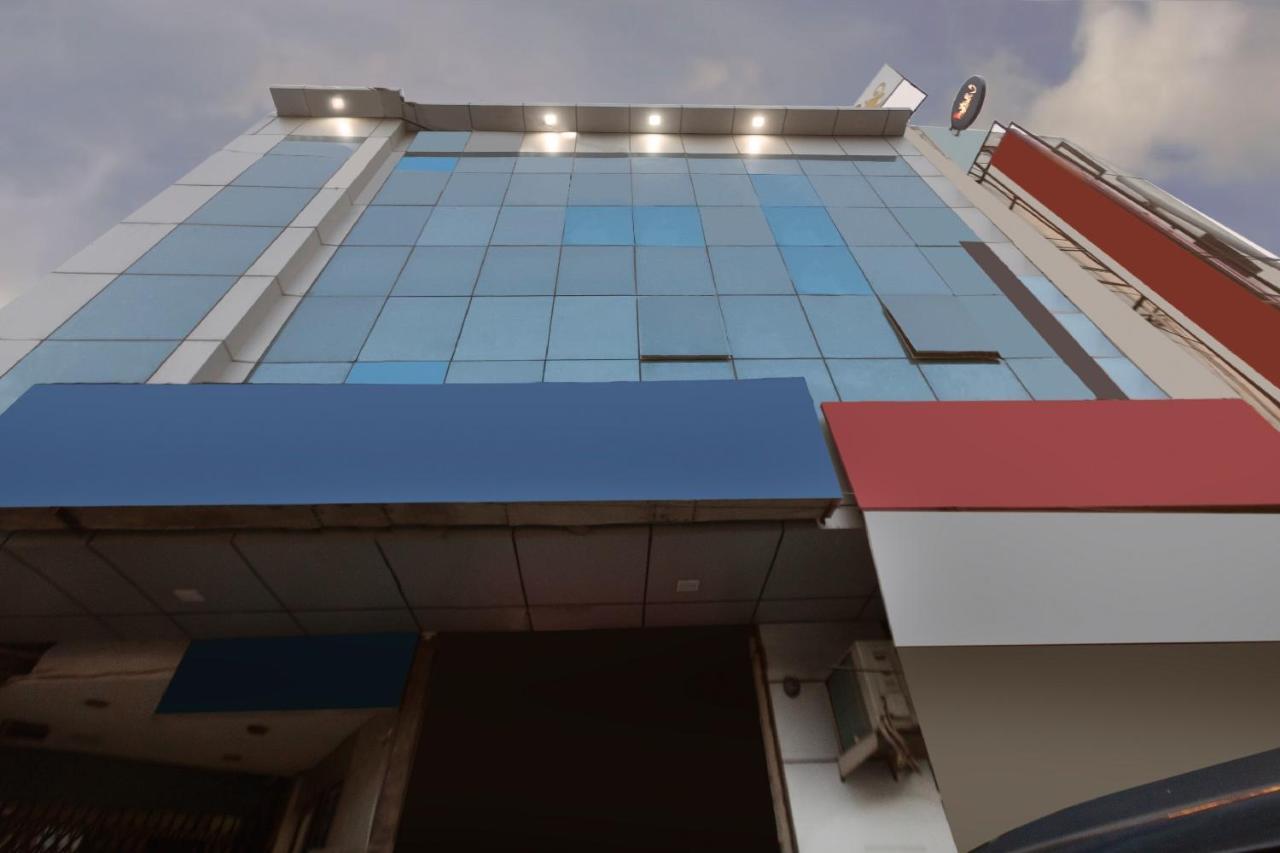 Oyo 77158 Hotel Swastik Palace Bhiwandi Esterno foto